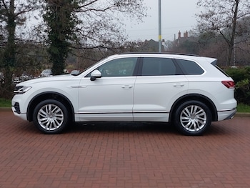 Used Volkswagen Touareg 2019 for sale - 77433050: Photo