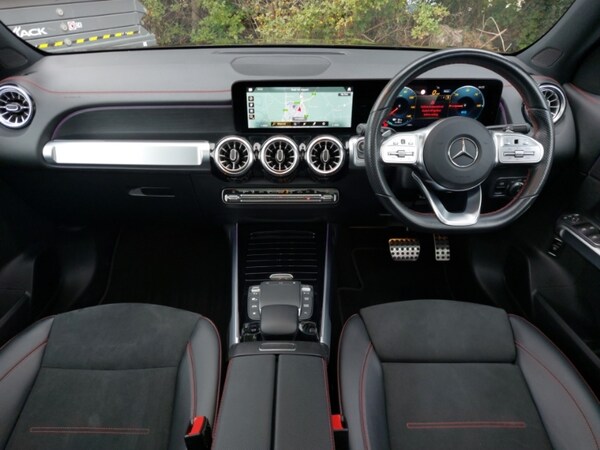 Used Mercedes-Benz EQB 2022 for sale - 76183307: Photo 2