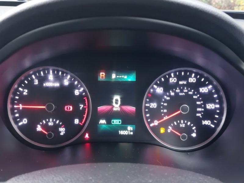 Used Kia Stonic 2022 for sale - 76816146: Photo 11