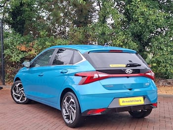 Used Hyundai i20 2023 for sale - 79704325: Photo