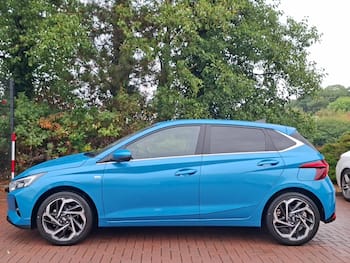 Used Hyundai i20 2023 for sale - 79704325: Photo