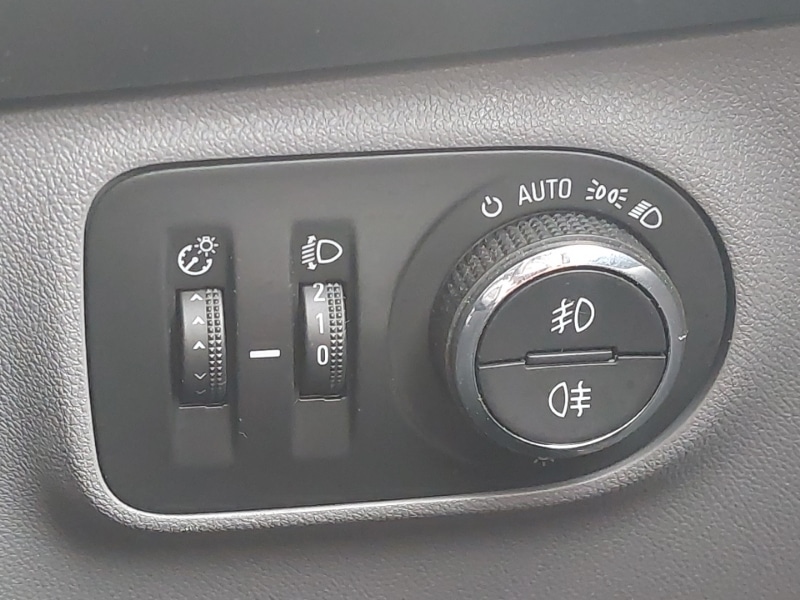 Used Vauxhall Corsa 2018 for sale - 77338028: Photo 19