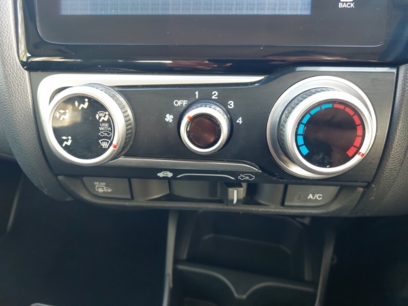 Used Honda Jazz 2017 for sale - 77651931: Photo 16