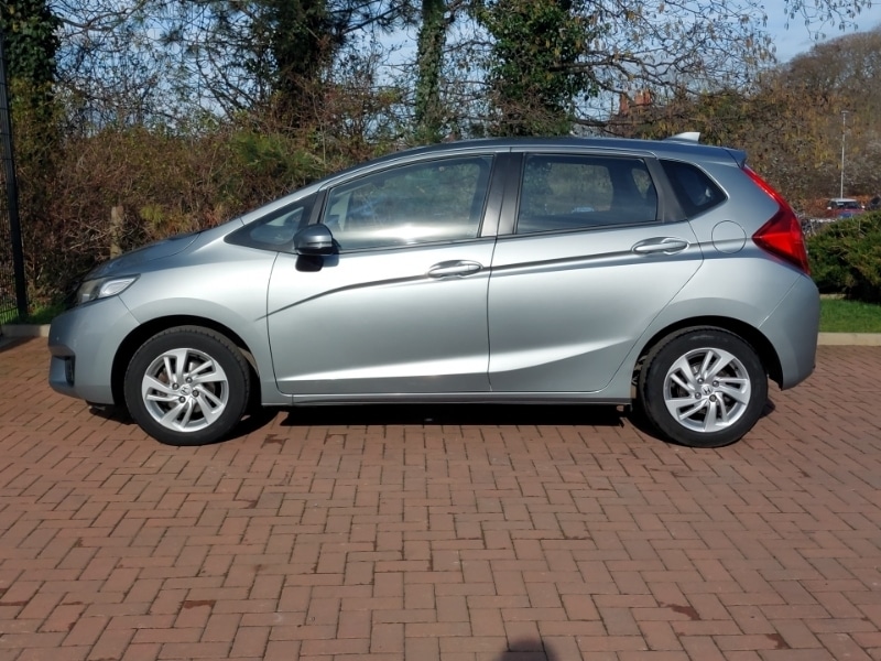 Used Honda Jazz 2017 for sale - 77651931: Photo 4