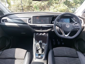 Used Vauxhall Grandland 2024 for sale - 78700157: Photo
