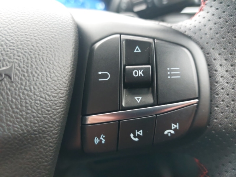 Used Ford Focus 2023 for sale - 77300128: Photo 12