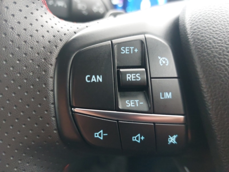 Used Ford Focus 2023 for sale - 77300128: Photo 13