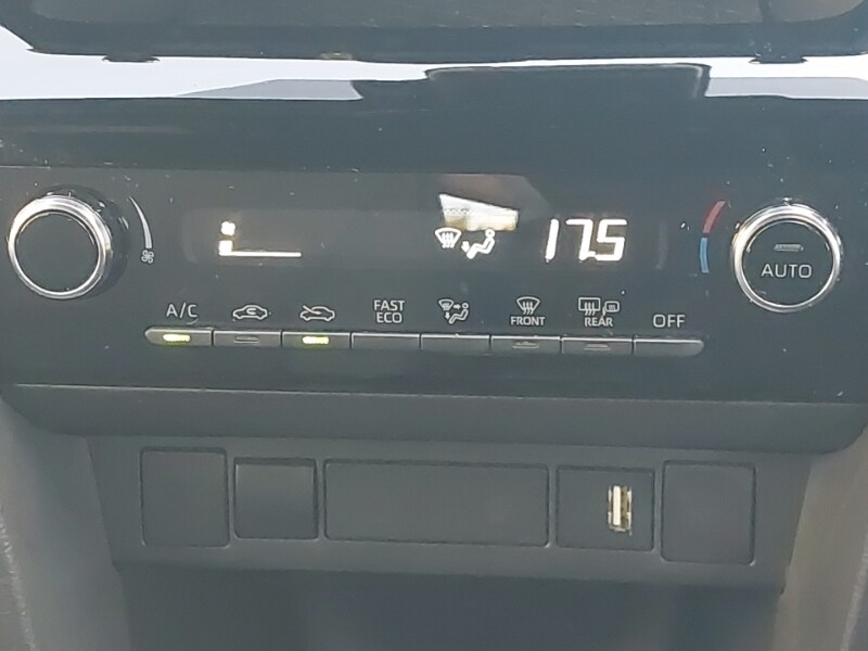 Used Toyota Yaris Cross 2022 for sale - 76188116: Photo 17