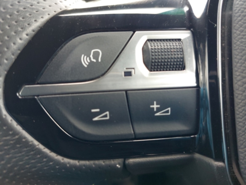 Used Peugeot 2008 2023 for sale - 78094114: Photo 13