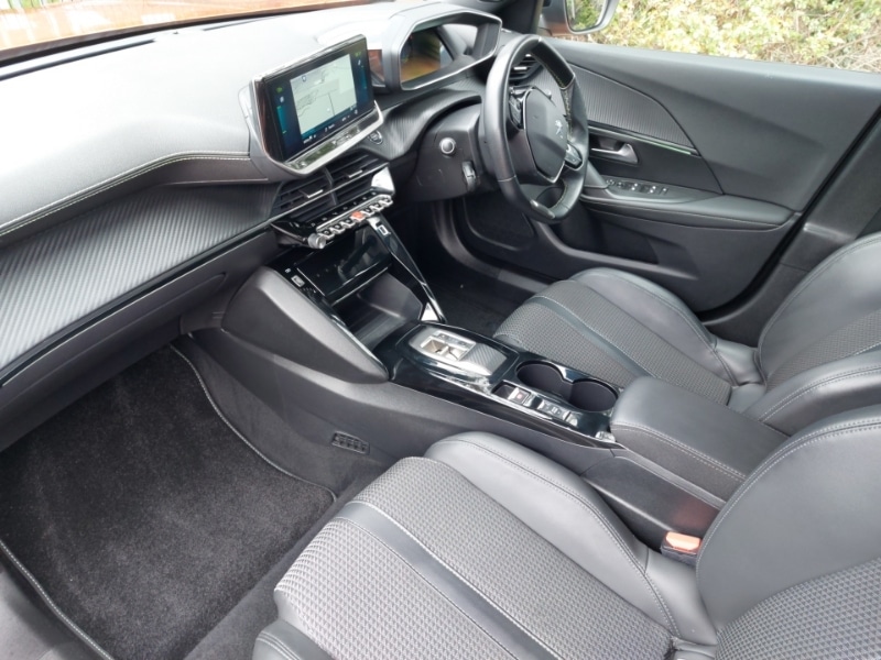 Used Peugeot 2008 2023 for sale - 78094114: Photo 5