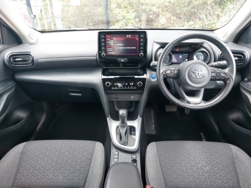 Used Toyota Yaris Cross 2023 for sale - 78178494: Photo 2