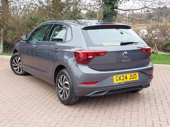 Used Volkswagen Polo 2024 for sale - 75887563: Photo