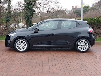 Used Renault Clio 2023 for sale - 77531279: Photo