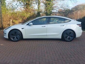 Used Tesla Model 3 2021 for sale - 77682355: Photo
