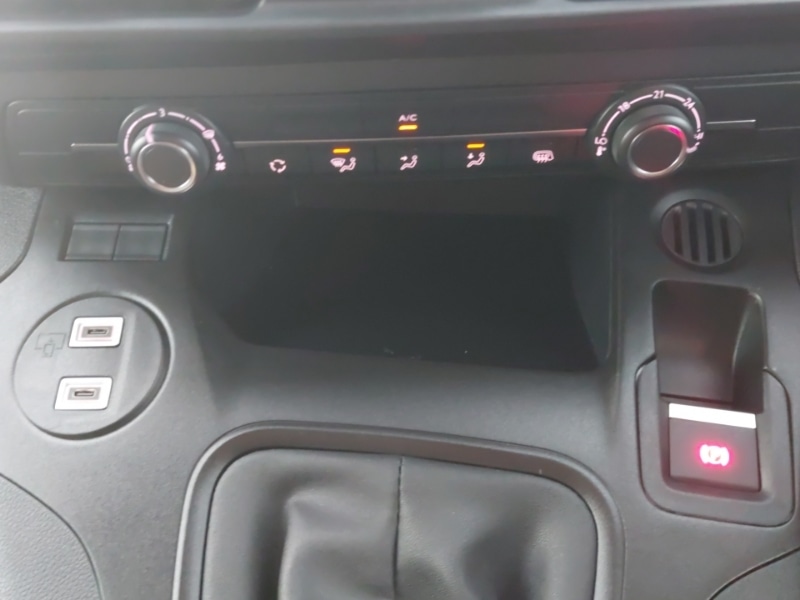 Used Citroen Berlingo 2024 for sale - 77086760: Photo 17