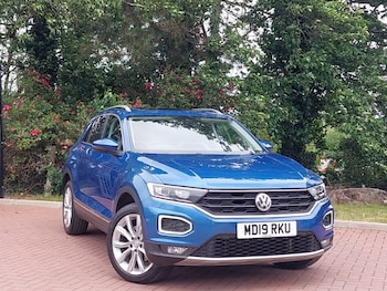 Used Volkswagen T-Roc 2019 for sale - 78957415: Photo