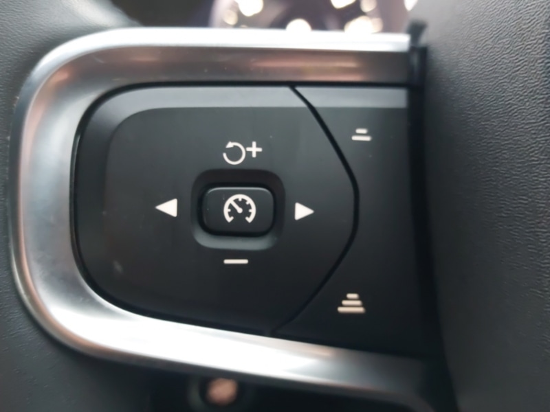 Used Volvo XC40 2022 for sale - 76974905: Photo 13