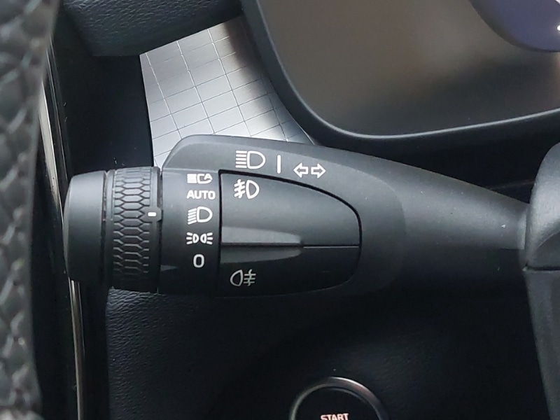 Used Volvo XC40 2022 for sale - 76974905: Photo 18