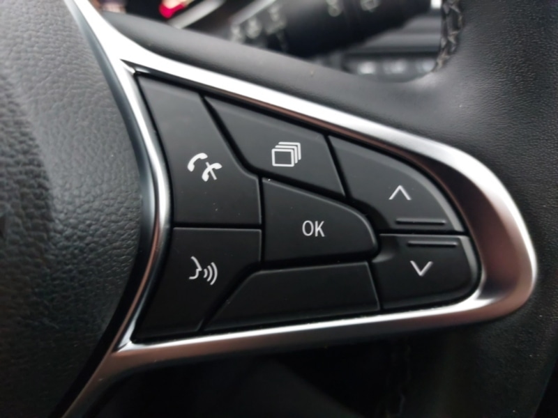 Used Renault Captur 2022 for sale - 76556630: Photo 12