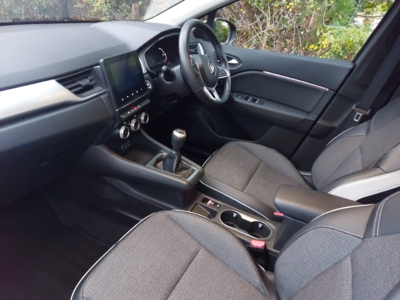 Used Renault Captur 2022 for sale - 76556630: Photo 5