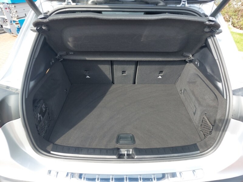 Used Mercedes-Benz EQA 2025 for sale - 77964328: Photo 8