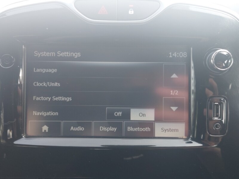 Used Renault Clio 2015 for sale - 77964317: Photo 16