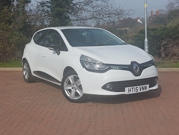 Used Renault Clio 2015 for sale - 77964317: Photo