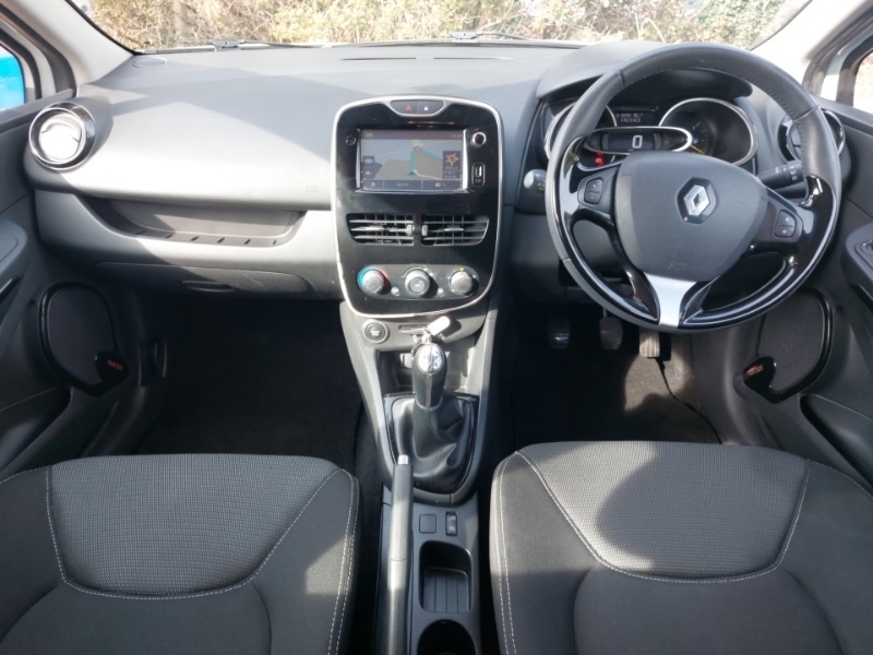 Used Renault Clio 2015 for sale - 77964317: Photo 2