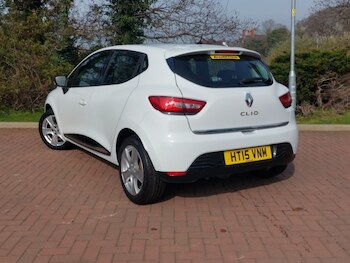 Used Renault Clio 2015 for sale - 77964317: Photo