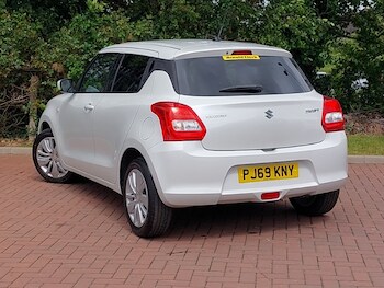 Used Suzuki Swift 2019 for sale - 78606424: Photo