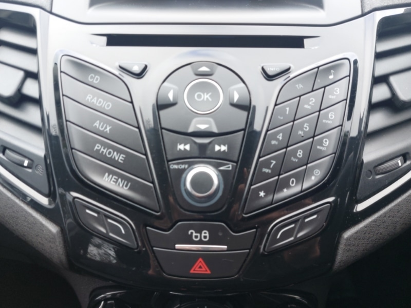 Used Ford Fiesta 2017 for sale - 77300133: Photo 16