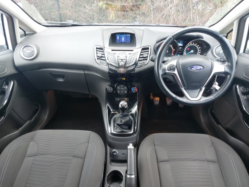 Used Ford Fiesta 2017 for sale - 77300133: Photo 2