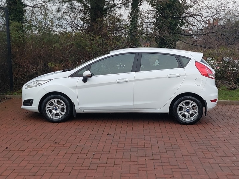 Used Ford Fiesta 2017 for sale - 77300133: Photo 4