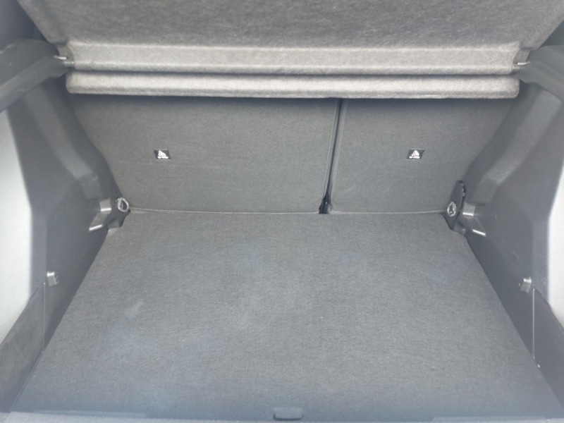 Used Peugeot 2008 2022 for sale - 76880424: Photo 8