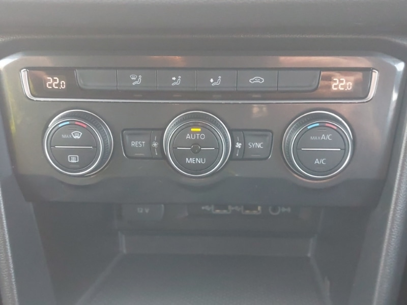 Used Volkswagen Tiguan 2018 for sale - 76518675: Photo 17