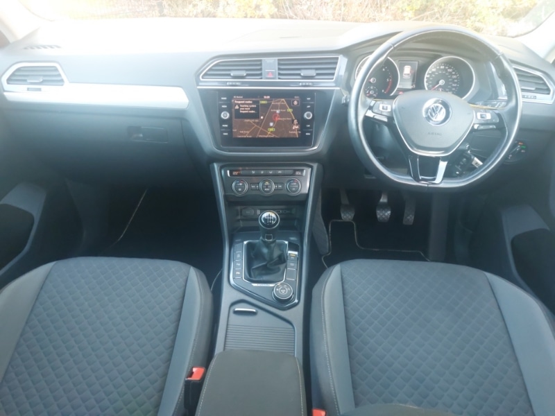 Used Volkswagen Tiguan 2018 for sale - 76518675: Photo 2