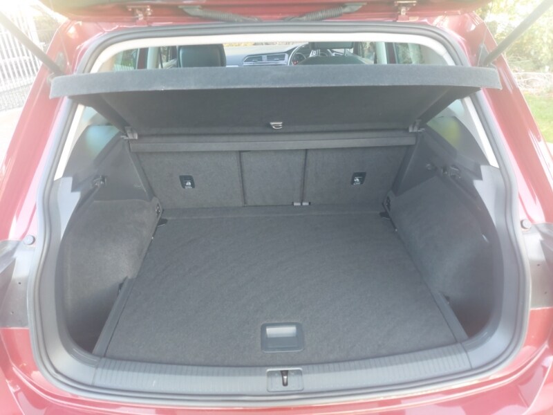 Used Volkswagen Tiguan 2018 for sale - 76518675: Photo 8