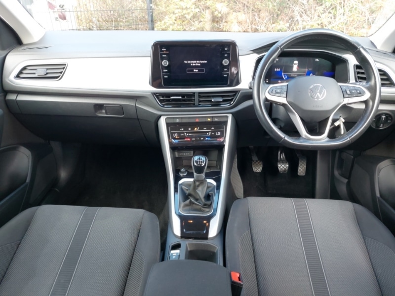 Used Volkswagen T-Roc 2023 for sale - 78013089: Photo 2