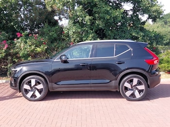 Used Volvo XC40 2023 for sale - 79131356: Photo