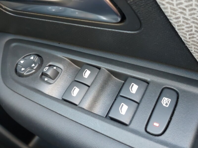 Used Citroen C4 2023 for sale - 76054840: Photo 19