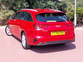 Used Kia Ceed 2024 for sale - 79734130: Photo