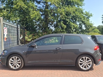 Used Volkswagen Golf 2019 for sale - 79581472: Photo