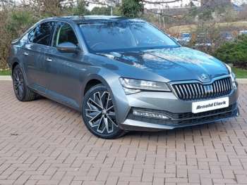 2022 - 2.0 TDI CR 200 Laurin + Klement 5dr DSG