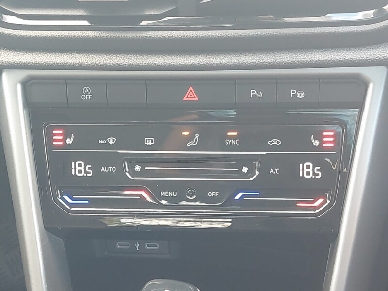 Used Volkswagen T-Roc 2023 for sale - 77999285: Photo 17