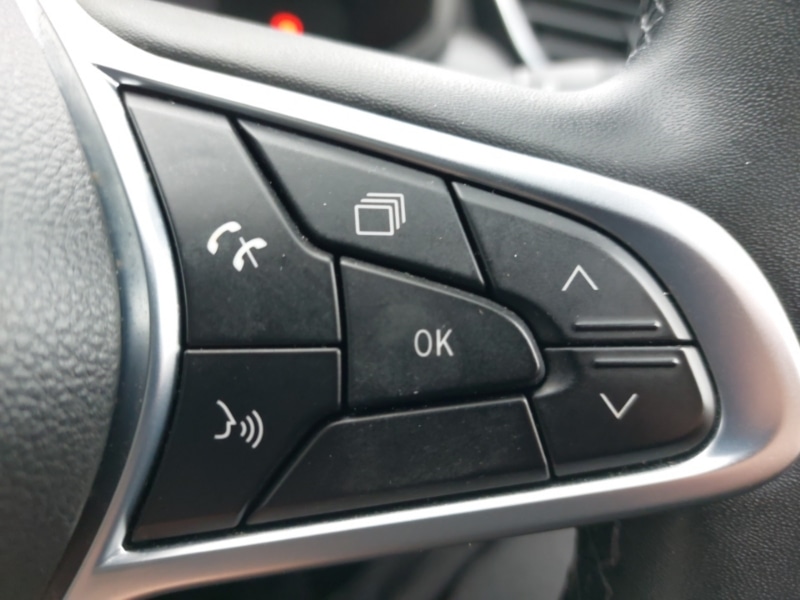 Used Renault Clio 2023 for sale - 77956863: Photo 12