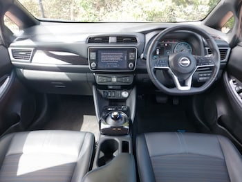 Used Nissan Leaf 2023 for sale - 78634678: Photo