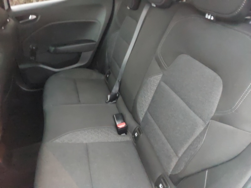 Used Renault Clio 2020 for sale - 77264932: Photo 6