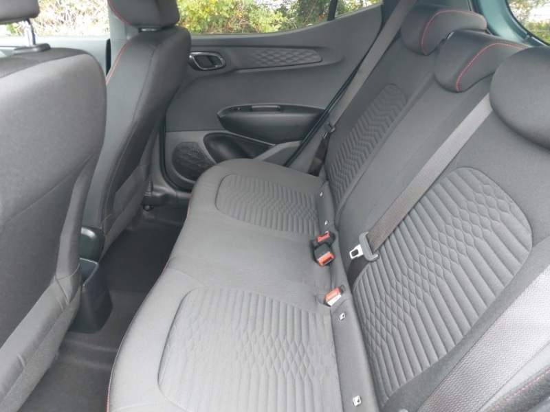 Used Hyundai i10 2024 for sale - 76301635: Photo 6