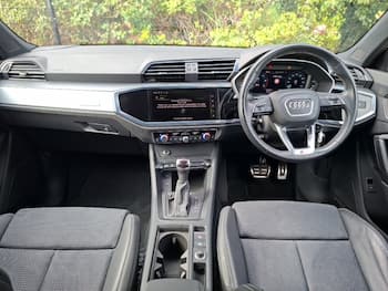 Used Audi Q3 2023 for sale - 79858012: Photo