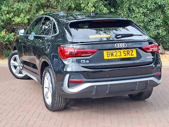 Used Audi Q3 2023 for sale - 79858012: Photo